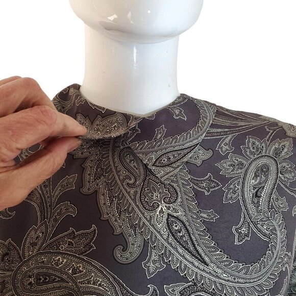 1980s Gray Silk Blouse Jones NY Petite Top Paisley Cover Button Collared Women 6 - Picture 2 of 10